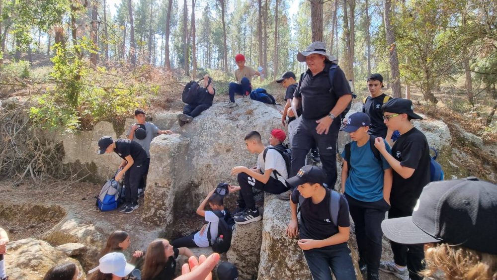 572301403_1253582423242357_5174415776547997381_n