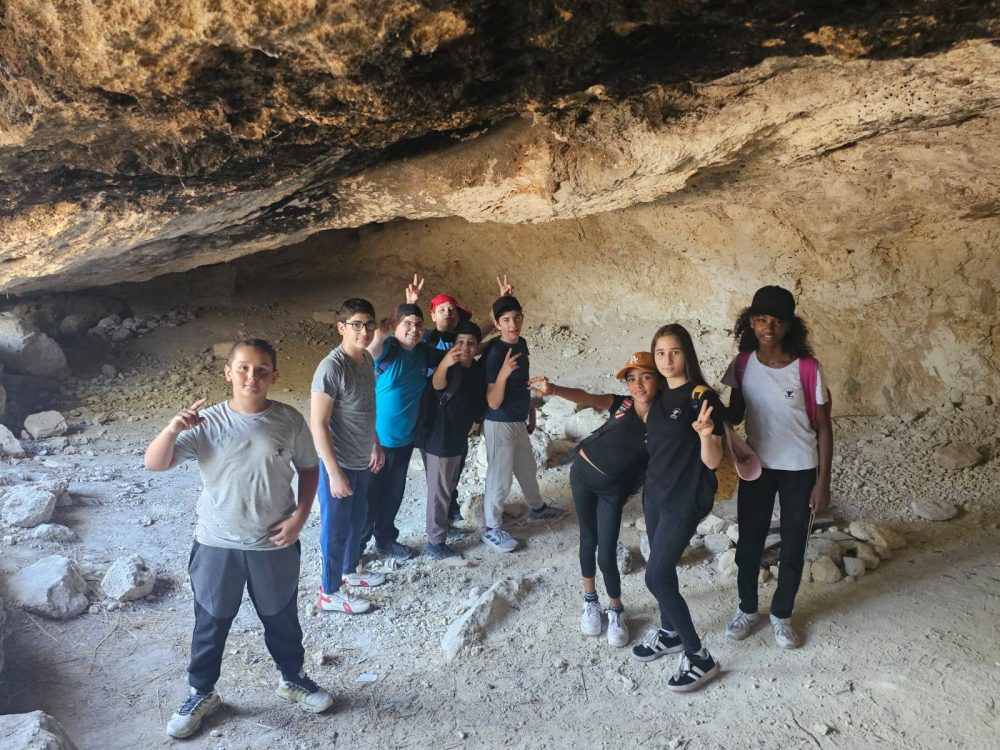 572887643_1253574319909834_1211940419834704746_n