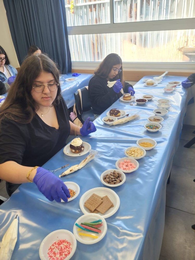 598459163_1288036766463589_1158847617007472655_n