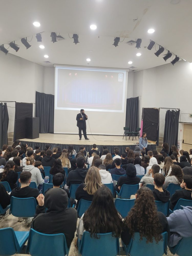 598668048_1287868806480385_1422230687614593985_n