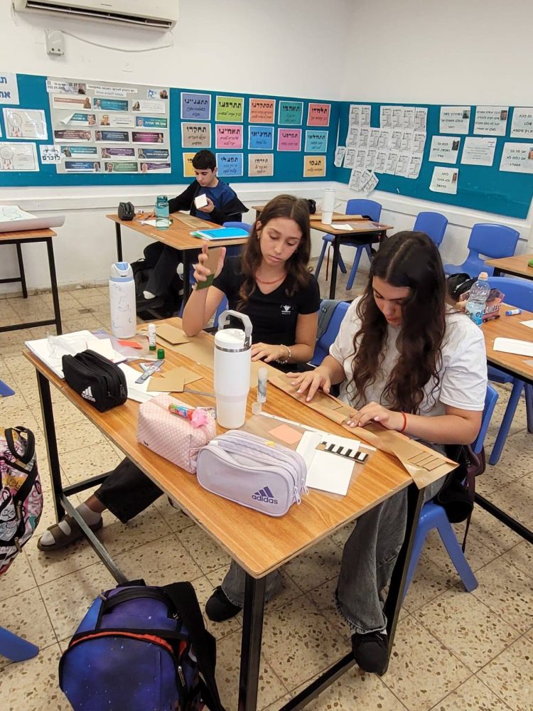 605075728_1295690805698185_3201736133276254892_n