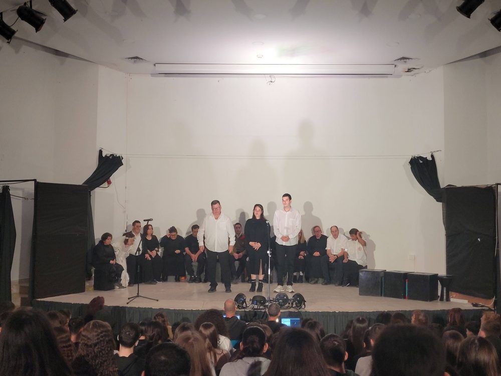 607956989_1298362868764312_5858594688656167234_n