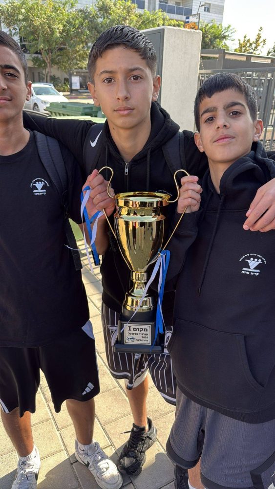 608893392_1303269074940358_952163730677216356_n