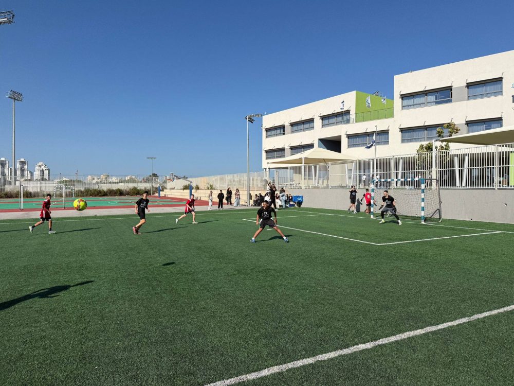 609075513_1303269694940296_2544035797012264367_n