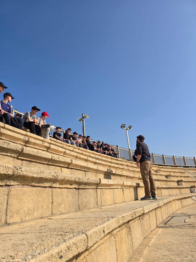 611672865_1304835664783699_3104060044839132876_n