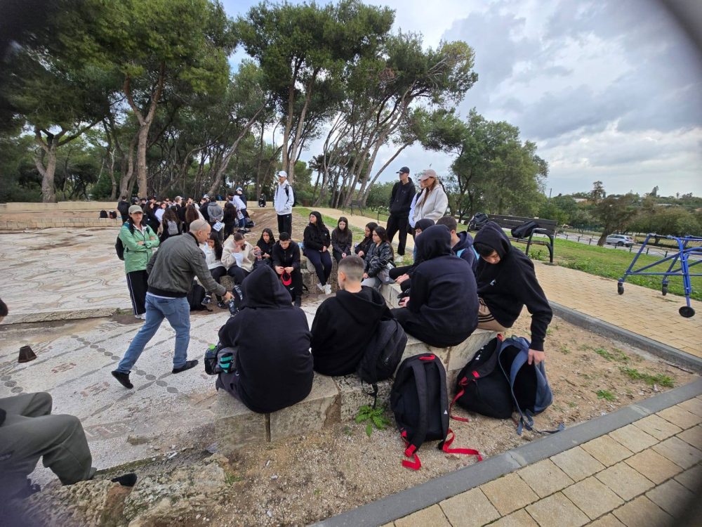 611684576_1304834068117192_307637385393047463_n