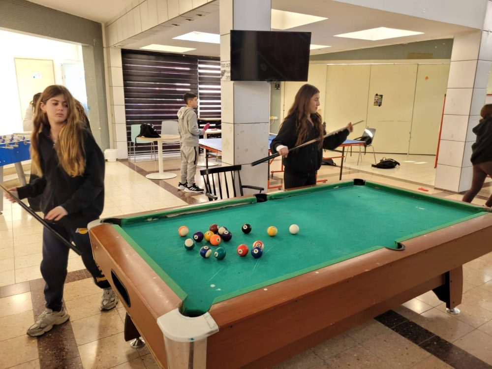 612041020_1303996424867623_680589631619590385_n