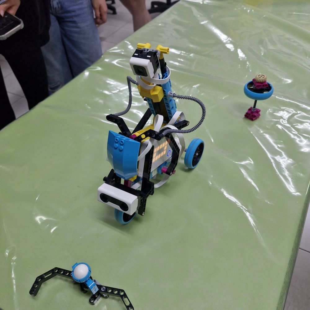690631450_1403496204917644_7436883143731423549_n